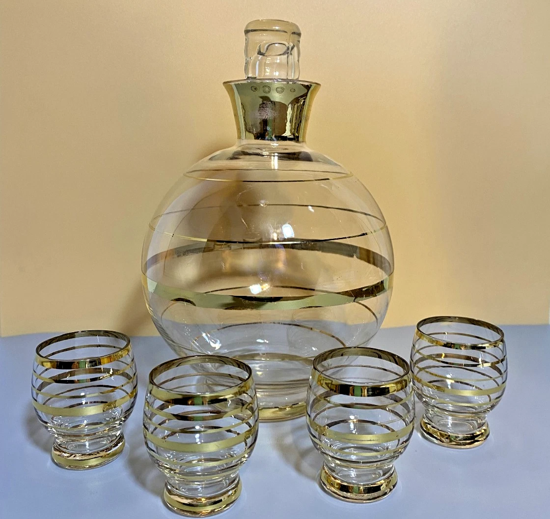 1960-1969 Time Period Manufactured Collectible Decanters for sale