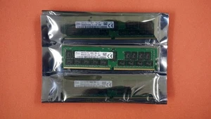 1 x 32GB SK hynix PC4-2666V DDR4-21300 ECC REG Server Memory HMA84GR7CJR4N-VK (H - Picture 1 of 4