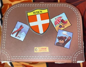 Steiff Fynn Teddybär im Koffer - Teddy mit Reisekoffer - Bild 1 von 3