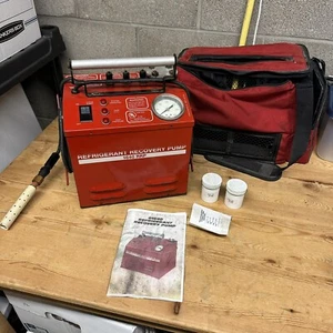 White Industries Refrigerant Recovery Pump 01640 With Carrying Bag - Picture 1 of 14