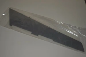 MODELCOLLECT B-52G EARLY 72207 ⭐PARTS⭐ SPRUE R1&R2-STRB UPR&LWR WING ASSEM 1/72 - Bild 1 von 5