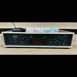 TASCAM MD-350 Minidisc Recorder Deck with Remote and Rack Case Tested Japan - Picture 1 of 4