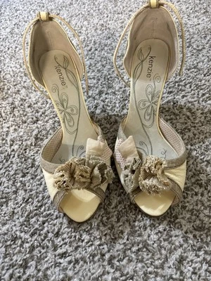 Tacones para mujer Kensie talla 8M Foto 1 de 4