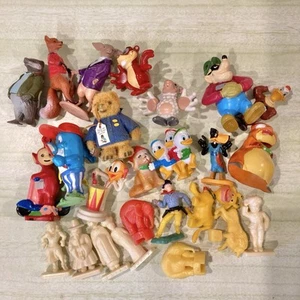 Vintage Toys Ducktales Space Jam Disney Figures Peter Rabbit Paddington Tubbie - Picture 1 of 10