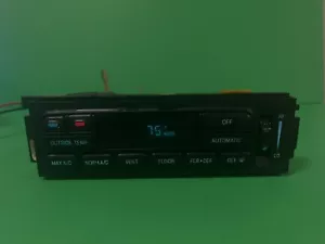 1996-1997 Lincoln Town Car AC Control OEM F7VH19C933AA - Picture 1 of 12