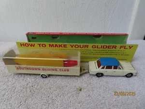Dinky 118 TRIUMPH 2000 WITH SOUTHDOWN GLIDER TRAILER GIFT SET . - Picture 1 of 15