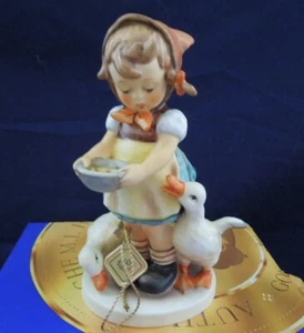 BRAND NEW! Hummel Be Patient 197/I 6.25 in tall NIB 50th Medallion A374 - Picture 1 of 5