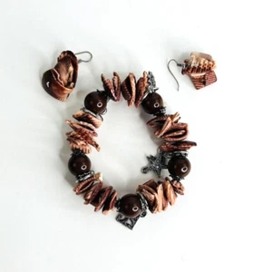 Oceanside Shell Charm Bracelet Earring Set Vacation Beach Brown Silver Tone - Picture 1 of 3
