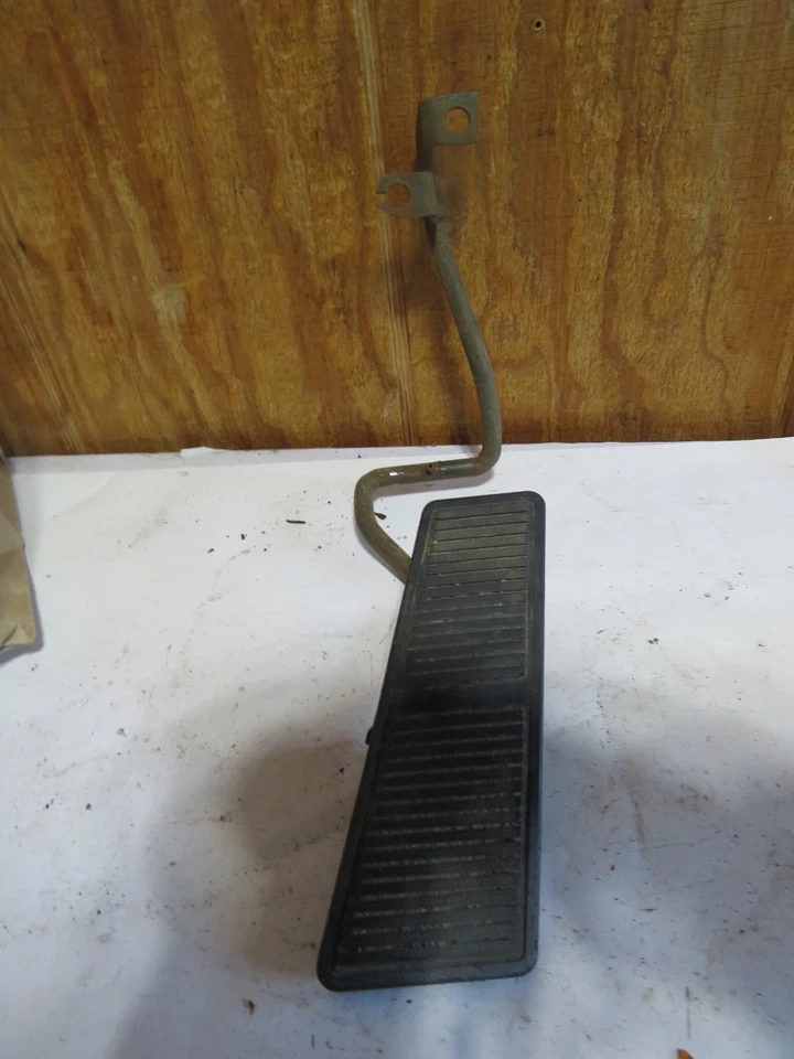 1970 1971 1972 Oldsmobile Cutlass 442 Pedal a Gás Suporte de Acelerador Vista Cruiser - Imagem 1 de 4