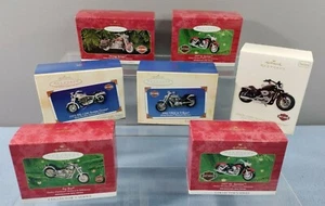 LOTE DE 7 ADORNOS DE HITOS DE MOTOCICLETA HARLEY DAVIDSON RECUERDO DISTINTIVO - Imagen 1 de 6
