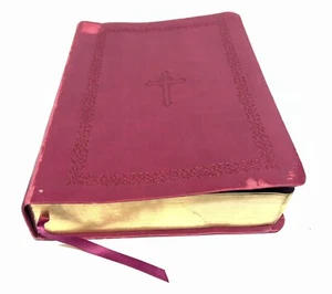 The MacArthur Study Bible New American Standard Bible Updated Edition Gold Edges - Picture 1 of 10