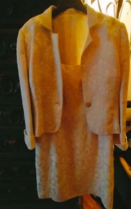 Lorenzo Riva abito con giacca - Foto 1 di 24