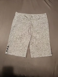 Charlotte Russe Grey Dress Shorts Black Button Detail Women/ Juniors Size 3 - Picture 1 of 10