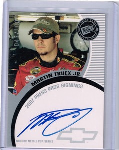 2007 PRESS PASS SIGNINGS SILVER MARTIN TRUEX JR BASS PRO SHOPS AUTO CARD /100