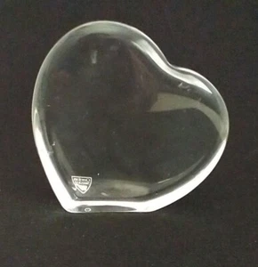 Espositore fermacarte a forma di cuore in vetro cristallo Orrefors - Foto 1 di 7