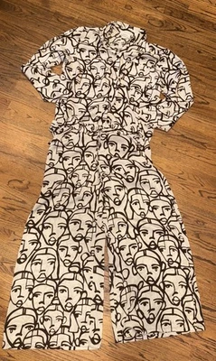 Conjunto de pijama Nordstrom Cristina Martínez ropa de salón satinado negro blanco caras pequeño Foto 1 de 4