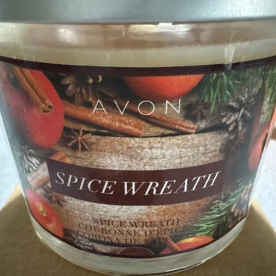 Avon spice Wreath Candle (Round Glass Jar Candle) NEW INBOX 3 Wick - Image 1 of 4