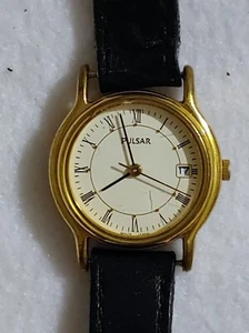 PULSAR V782-X088 - Gold tone - Faux Leather Band - Women's Watch - NEW Battery - Picture 1 of 8