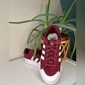 Adidas Burgundy White Canvas Sneakers Unisex Low-Top Trainers 3-Stripe Style 8.5 - Picture 1 of 10