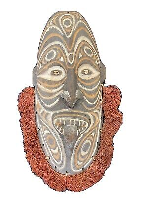 Tribal Mask From New Guinea • 130$