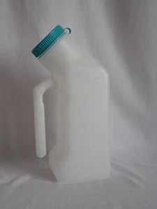 Tilcare Urinal für Männer Glow in the Dark Deckel 2er-Pack - 1000ml - Bild 1 von 8