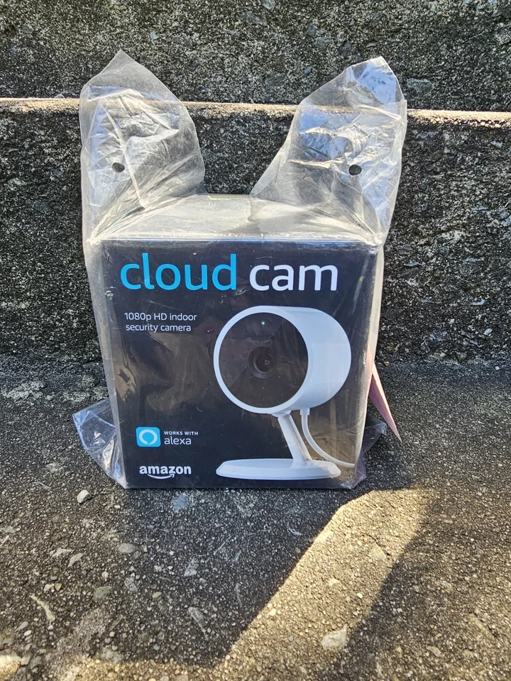 NEW (sealed) Amazon Cloud Cam 1080p HD Indoor Security Camera (BLANK TAB) - Image 1 of 4