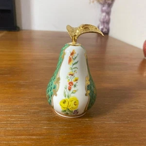 Royal Worcester Green Pear Candle Snuffer Rare Discontinued Fruit Series England - Bild 1 von 18