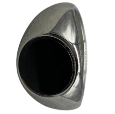 ANELLO UOMO ACCIAIO INOSSIDABILE PIETRA NERA ROTONDA COLOR ARGENTO ACCIAIO INOX. - Immagine 1 di 4