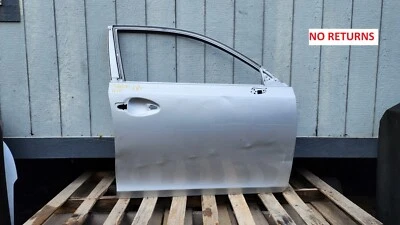 Carcasa puerta delantera derecha Lexus CT200H 2011 2012 2013 2014 2015 2016 2017 2018 Foto 1 de 4