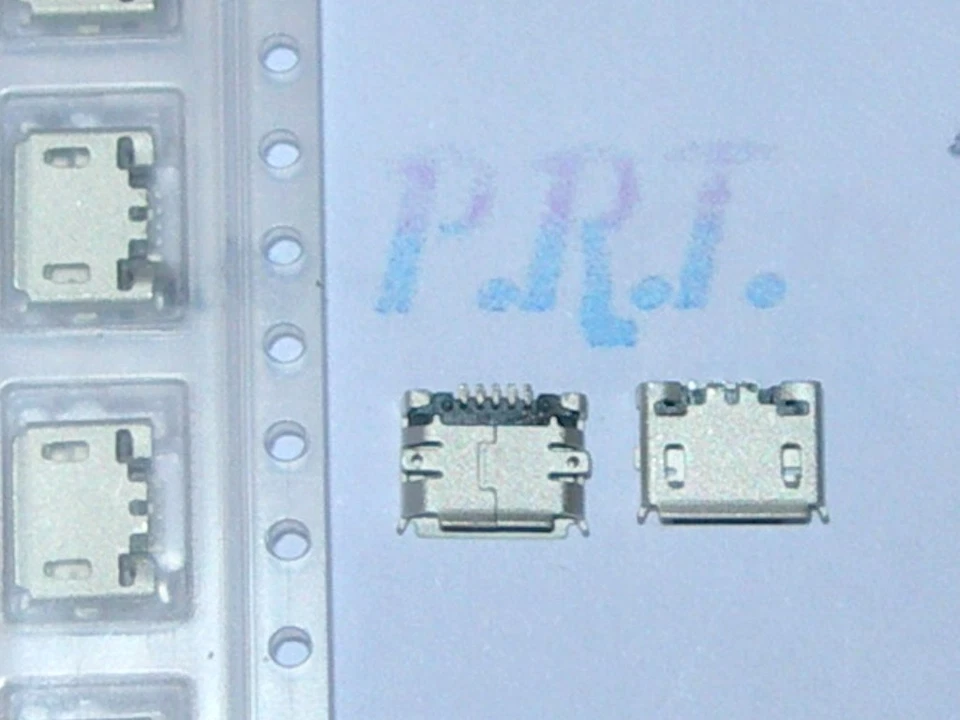 CONNETTORE ( 2 pezzi ) RICARICA  MICRO USB PER nokia Nokia  207  208 - Immagine 1 di 1