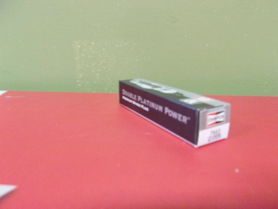 Champion Spark plug 7953 QC12PEPB Platinum Power - Image 1 of 1