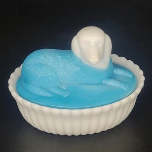 VTG Westmoreland Milk Glass Dog Puppy Vertical Rib Base 5" Blue Covered Dish - Imagen 1 de 23