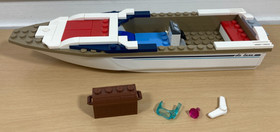 LEGO 60221 Diving Yacht - boat hull 28x8 92710c04, treasure chest, 25892 parts