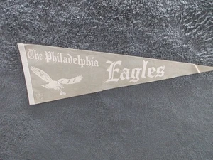 Vintage 1960s Philadelphia Eagles Football NFL Felt Pennant 27” - SUN FADED - Bild 1 von 15