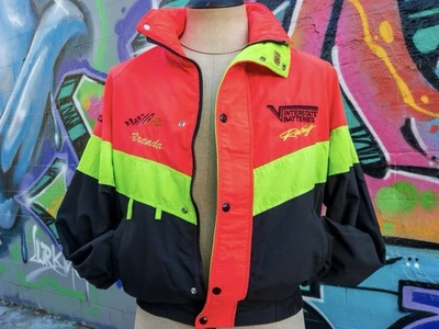 Cortavientos INTERSTATE Baterías NFL Racing Vintage Talla Mediana | Negro y Rosa Foto 1 de 4