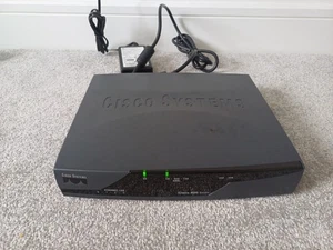 Cisco Systems 800 Series Model 870 With Power Cable - Afbeelding 1 van 10