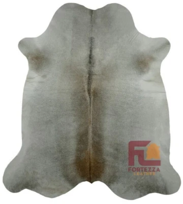 Alfombra de cuero de vaca gris | Calidad premium | Mediana 5' x 7' Foto 1 de 4