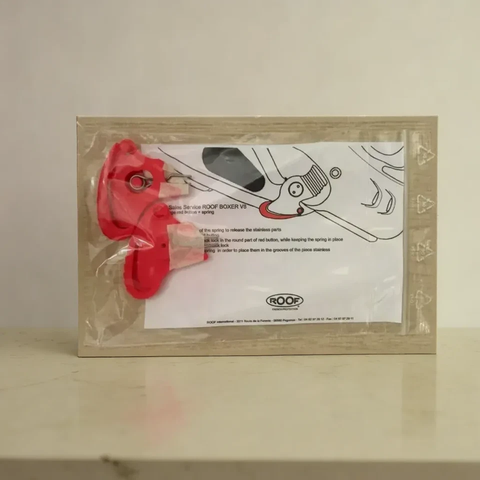 Roof Boxer V8 Verschluss Schloß lock Closure for helmet - Bild 1 von 1