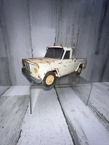 Vintage Tonka White Jeep Pickup Wrecker Tow Truck Pressed Steel Toy Incomplete - Picture 1 of 6