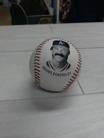 (1) PO VN 1996 Dennis Eckersley Oakland A's Baseball Limited Edition 1 of 15,000 Cover
