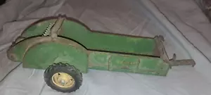 John Deere Ertl Eska 1/16 Toy Long Lever Manure Spreader Farm Toy 50's USA Green - Picture 1 of 9