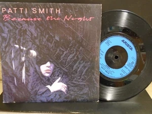 PATTI SMITH " WEIL DIE NACHT " 7" 45 EX+ ZUSTAND IN BILD SL. - Bild 1 von 2