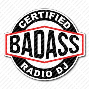 Zertifiziert Bad Ass RADIO DJ Kaffeebecher Becher Wasserflasche Handyaufkleber - Bild 1 von 1