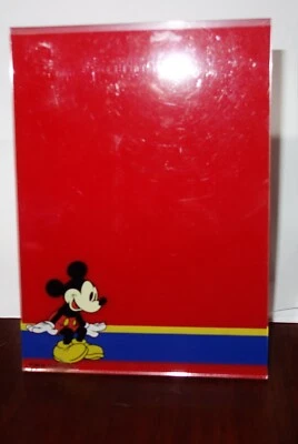Marco de fotos rojo de Mickey Mouse de Walt Disney Co. contiene imagen de 5x7 Foto 1 de 3