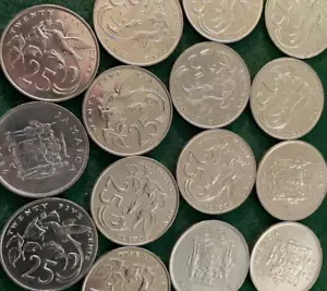 ALL'INGROSSO 40 MONETE JAMAICA 25 ¢ UNC del 1987 KM#49 in CONFEZIONE BANCA 1,25" COLIBRÌ - Foto 1 di 9