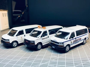 EY 596 1:64 White GMC Express 3500 Police Van Model Diecast Display Car - Picture 1 of 20