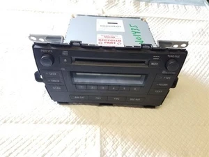 2010 2011 Toyota Prius Radio Receiver AM FM CD w/o Nav ID 51883 OEM - Picture 1 of 12