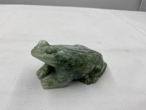 RARE Vintage Green Jade Frog Hand Carved BEAUTIFUL - Picture 1 of 7