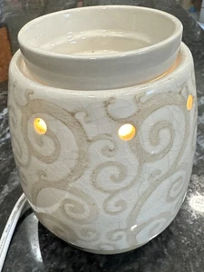 SCENTSY BARISTA Wax Scent Warmer Scroll Design Tan Beige Electric Read - Picture 1 of 7