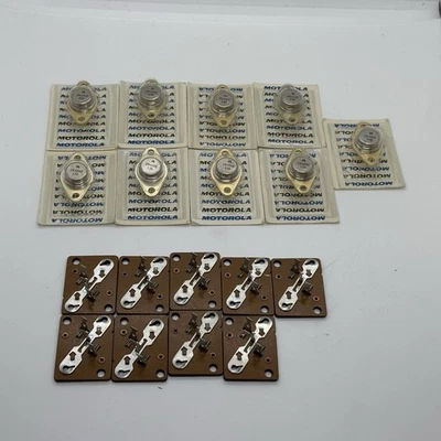 9x Motorola 2N4900 PNP Power Transistors TO-66 NOS + 12 Terminal Boards - Image 1 of 4